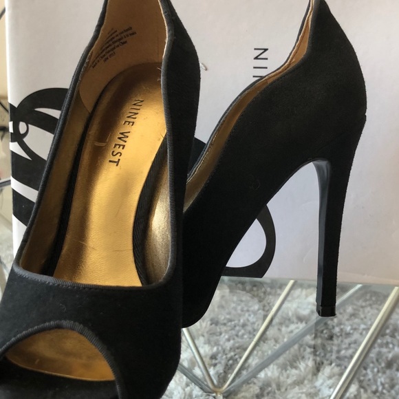 Nine West High Heels (4’5 inches) - Picture 1 of 8
